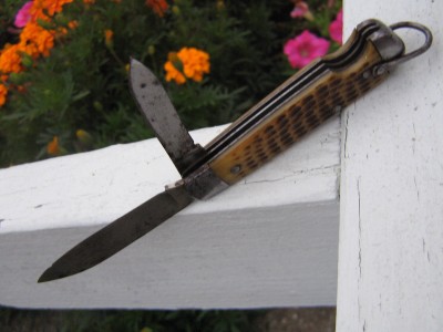 Imperial Bone Easy Open Army knife 005.JPG
