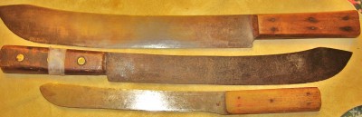 Hunting camp knives 002.jpg